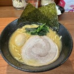 横浜家系ラーメン 憲兵家 - 