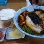 Aji No Muroichi - 醤油チャーシュー麺850円と小ライス150円