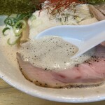 麺や 弐凛 - 泡スープ
