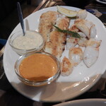 Trumps Grillhouse & Butchery - 白身魚(hake)とイカのグリル