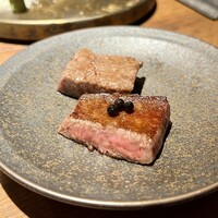 和牛とタン 焼肉 とみ 新橋本店 - 