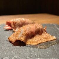 和牛とタン 焼肉 とみ 新橋本店 - 