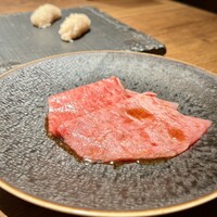 和牛とタン 焼肉 とみ 新橋本店 - 