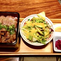 松庵 韓菜房 栄大津通店 - 