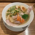 Ootsu Ishiyama Menya Shin - 丸鶏塩味玉ラーメン