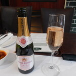 The Butcher Shop & Grill - スパークリングワイン（ロゼ）