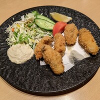 磯料理　まるけい - カキフライ