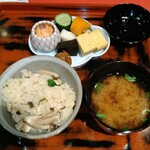 Koryouri Yoshimoto - 茸ごはん、蜆汁、ごはんのお供