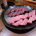 Yakiniku Daruma - セットサガリと上カルビ　共に３人前