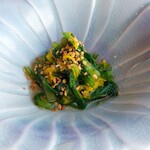 Momoyama - 先付、ひと手間かけた青菜がおいしい