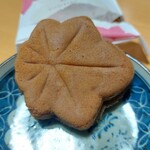 にしき堂 - 料理写真:かわいいもみじ饅頭