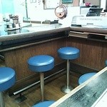 カウンター席