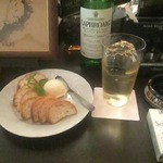 リトルバー - いつものラフロイグとクリームチーズ