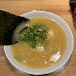 濃厚鶏塩白湯ラーメン ほったて小屋 - 