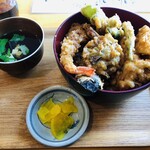 Izakaya Ippo - 天丼1000円