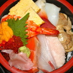 ちらし寿司 上 2300円(本来の盛付け)