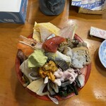 幸寿司 - びっくり丼(シャリ半分)