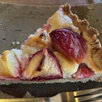 梵恩舎 - ケーキセットのすもものタルト