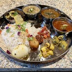 Curry DAVA - 本日のカレー＋オプション