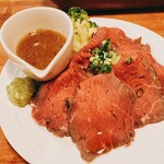 肉の八十二食堂 - ローストビーフ(ハーフ) 680円