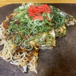 Hiroshima Huuokonomiyaki Urashima - 秘儀ジグザグ食い！