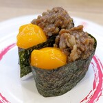 Kappa Sushi - 卵黄牛しぐれ煮軍艦 110円