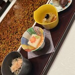 Ryokan Hanaya - ほうれん草と松茸のお浸し、山芋豆腐、湯葉茄子、自家製黒豆、栗の渋皮煮、鰻寿司