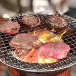 万正 - 塩タン 食べ頃