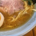 Yokohama Ra-Men Yoshidaya - 豚骨醤油らーめんのスープアップ