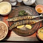 大戸屋 - 生さんまの炭火焼き定食（２尾）