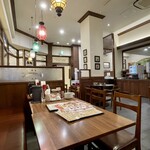 万豚記 - 店内