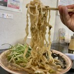 らー麺　Do・Ni・Bo - ビロビロ太麺をリフトUP⤴️