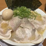 麺屋キラメキ 京都三条 - 醤油のキラメキ（特大、キラメキスペシャル）