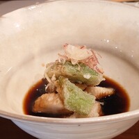おく - おくらと里芋と鰻が軽く揚げてあって、ちょっと甘くてちょっと酸味のあるタレ？に。素麺にかけて食べてみたいよつな。