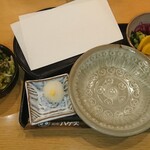 銀座 ハゲ天 - 最初に置かれる膳