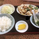 中華菜店金八 - とり肉辛子炒めランチ