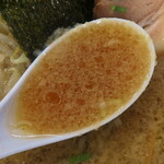 けんちゃんラーメン - ラーメン 醤油（こってり）/スープ