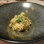 リストランテ カノフィーロ - 昆布森産牡蠣とキタアカリのアーリオオーリオ　タリオリーニ