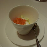 リストランテ カノフィーロ - カリフラワー のムースとイクラ