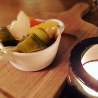 THE THEATRE TABLE - 野菜のピクルス 500円