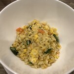 中国料理 桃李 - 大葉入りの鮭炒飯