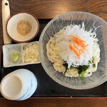 そば処 はなたに - ぶっかけうどん