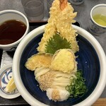 本格手打うどん おか泉 - 