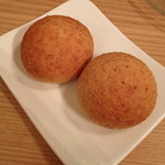 カルテット - 自家製パン。２０１３年１１月