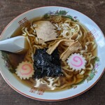 山下食堂 - 料理写真:手打ラーメン　430円