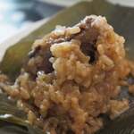 パンダ - 豚肉チマキはごはんがもちもちでとっても美味しい～
具材もしっかり入っていていいね。
八角がきいてます。