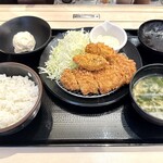 Matsunoya - ロースかつ&カキフライ定食