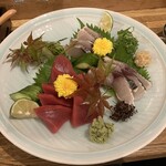 ビストロ割烹 YAOYA - 本マグロとサワラ