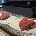 鉄板焼 Baknos - 鉄板焼きでフランベしたお肉