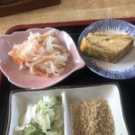 ごん兵衛 - 卵焼き、酢の物、ごま、ネギ